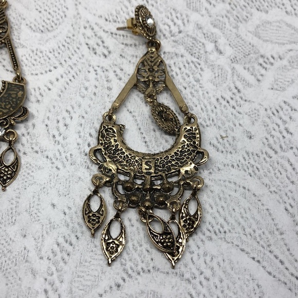 Antiqued brass dangle drop boho long dressy statement earrings makers mark. - Picture 4 of 5